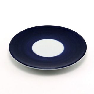 平皿／白青（しろあお）｜愛着を持ってずっと使いたいモノを集めた